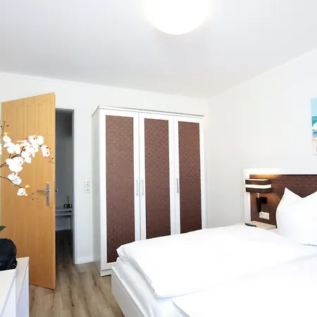 Apartment Park-ferienwohnungen Ostseebad 500 M Zum