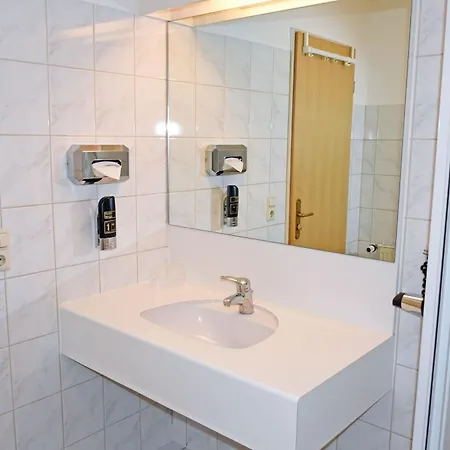 Park-ferienwohnungen Ostseebad 500 M Zum Apartment *