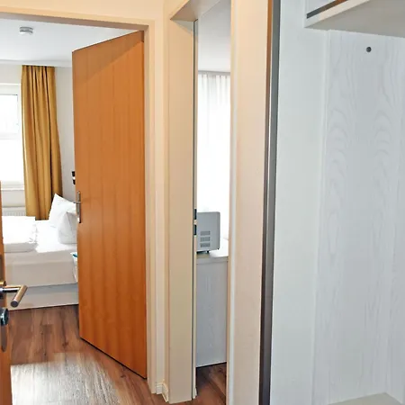 Park-ferienwohnungen Ostseebad 500 M Zum Apartment Sellin (Rugen)